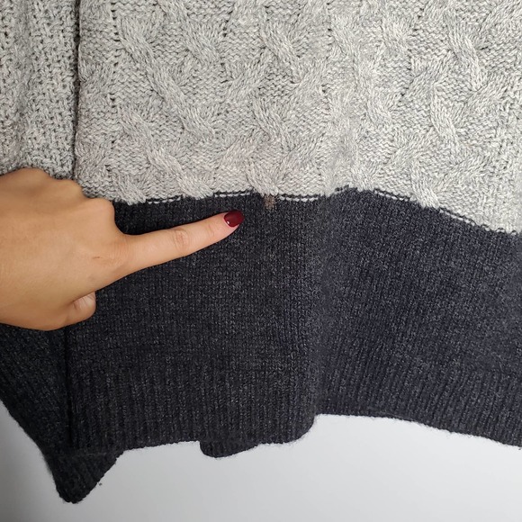 VINCE Grey Black Colorblock Cable Knit Crewneck Knit Sweater Sz S - Picture 6 of 8